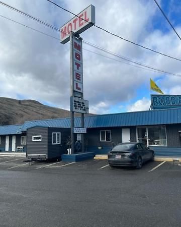 Robbie'S Motel Cache Creek Eksteriør bilde