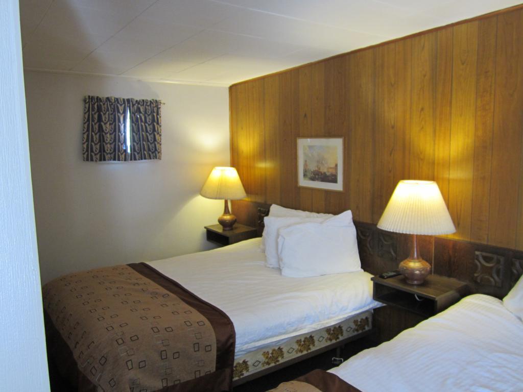 Robbie'S Motel Cache Creek Eksteriør bilde
